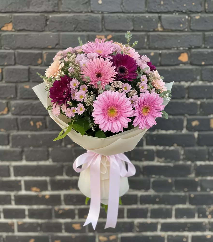 Букет цветов из: Герберы и Хризантемы в Шатск Тульская область