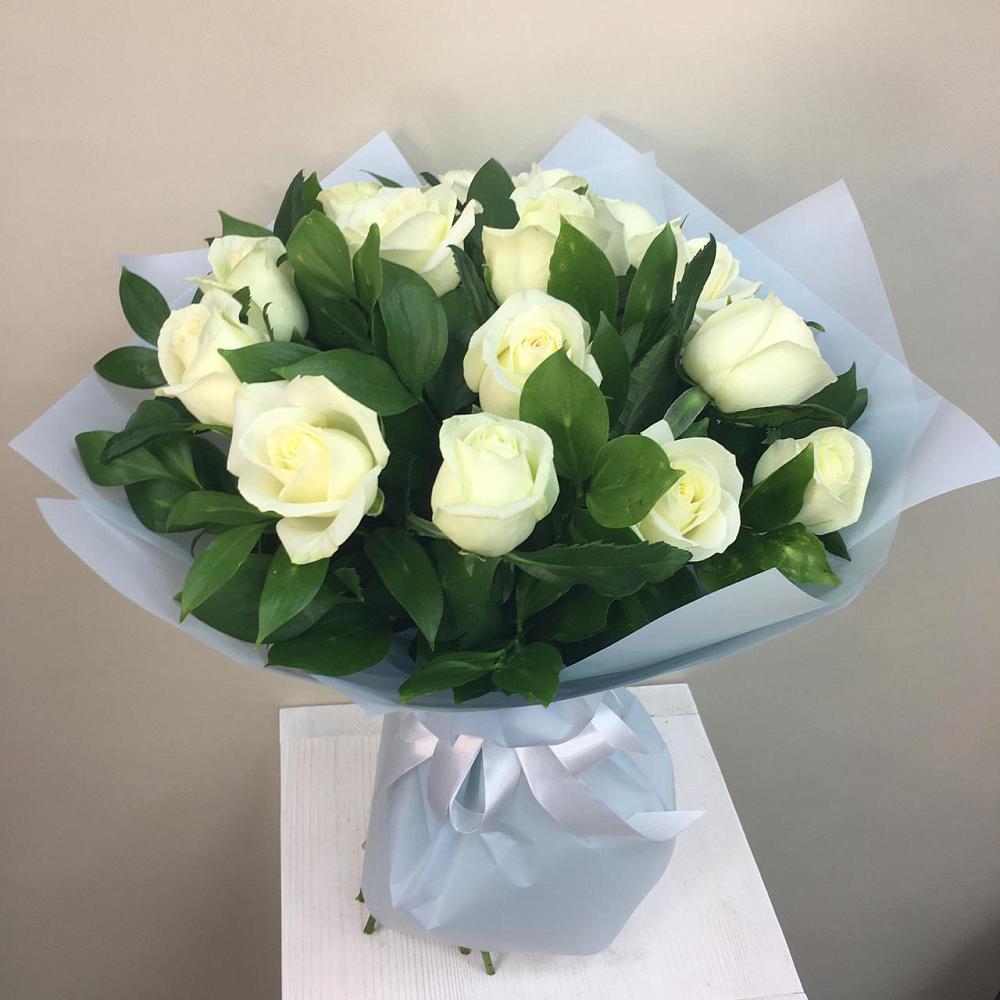 Букет 15 Белых роз Проуд в Шатск Тульская область