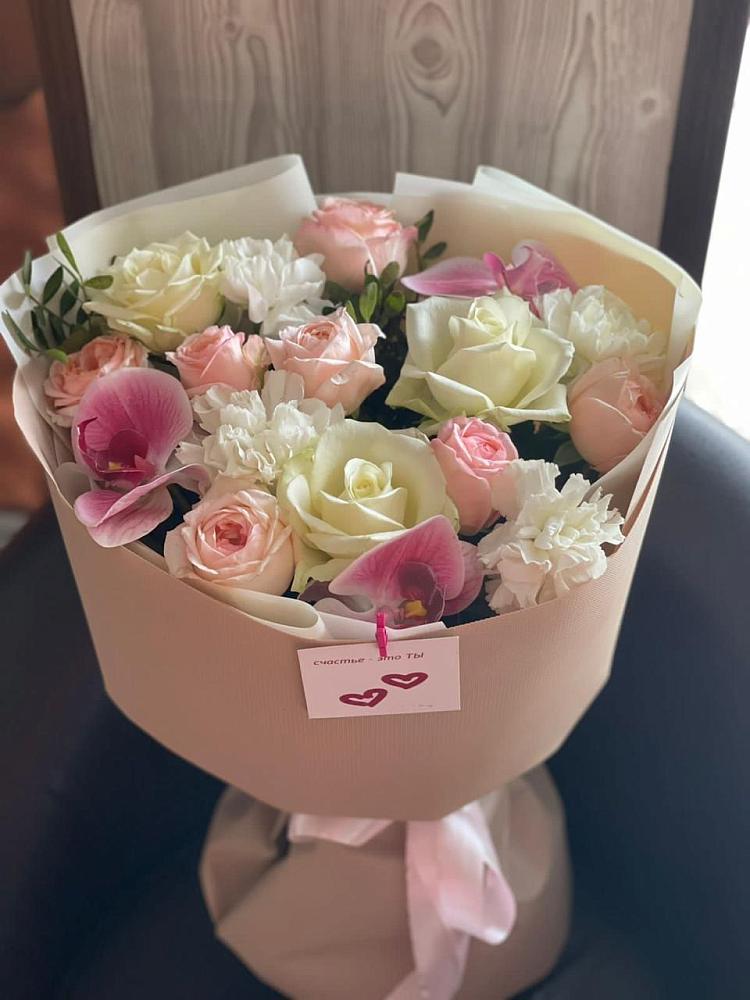 Букет цветов из: Орхидеи, Розы и Гвоздики в Шатск Тульская область