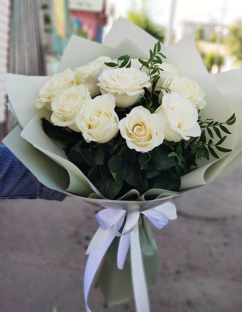 Букет Белые розы Проуд в Шатск Тульская область