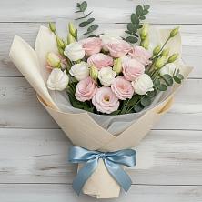 Букет цветов из:  Лизиантусы в Шатск Тульская область