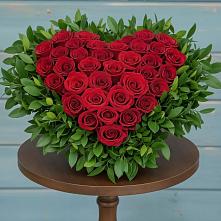 Цветочная композиция из Розы в виде сердца в Шатск Тульская область