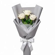 Букет 3 белые розы в Шатск Тульская область