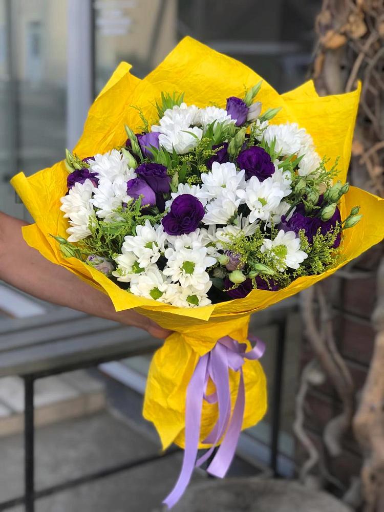 Букет цветов из: Ирисы, Хризантемы и Ромашки в Шатск Тульская область
