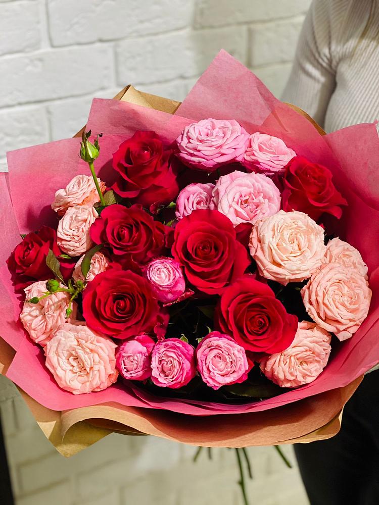 Букет цветов из: Розы в Шатск Тульская область