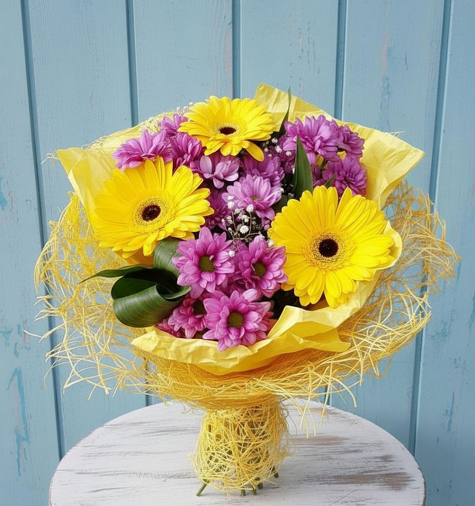 Букет цветов из: Хризантемы и Герберы в Шатск Тульская область
