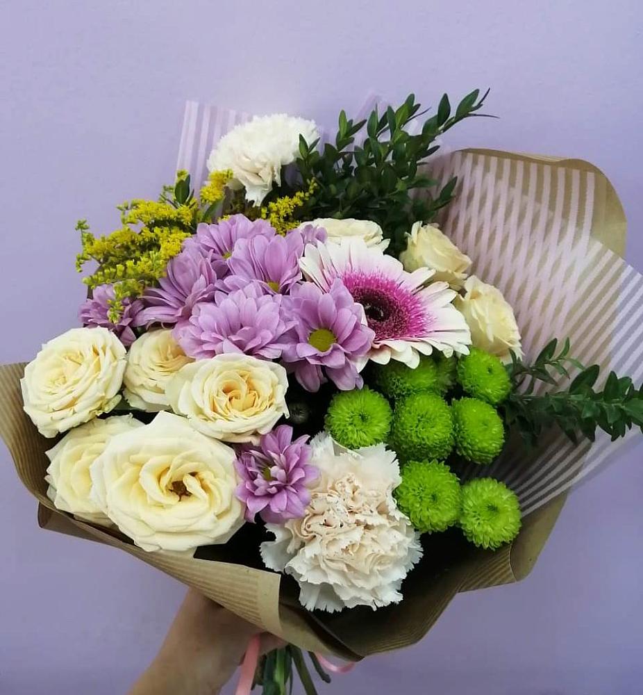 Букет цветов из: Хризантемы, Розы, Гвоздики и Герберы в Шатск Тульская область