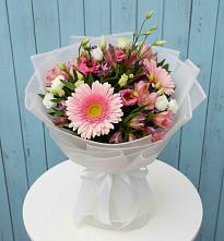 Букет цветов из:  Герберы, Альстромерии и Лизиантусы #REPLACE_PRED# Шатск Тульская область