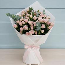 Букет цветов из:  Розы в Шатск Тульская область