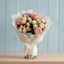 Букет цветов из:  Розы в Шатск Тульская область