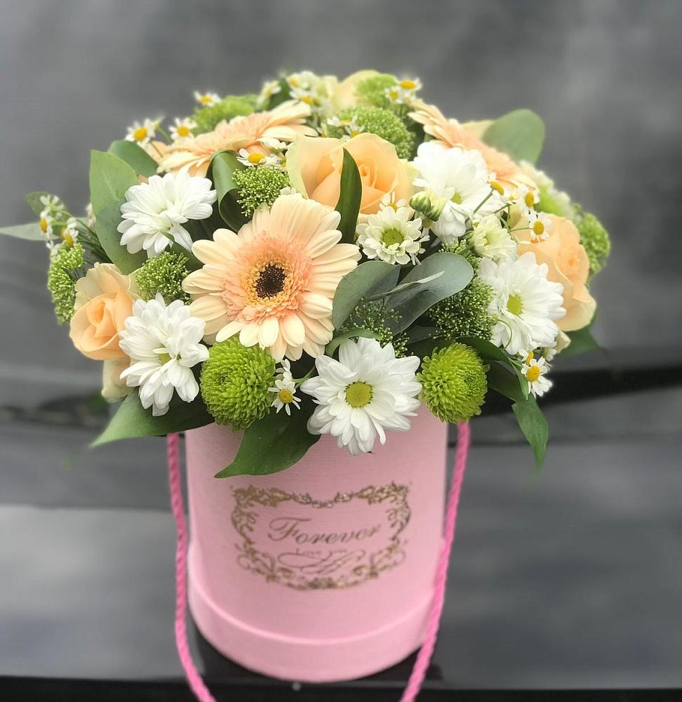 Цветочная композиция из Розы, Герберы и Хризантемы в шляпной коробке в Шатск Тульская область